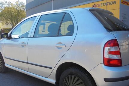 Skoda Fabia 100.000 km 3.999 &euro; Berlin/Hohenschönhausen 13055