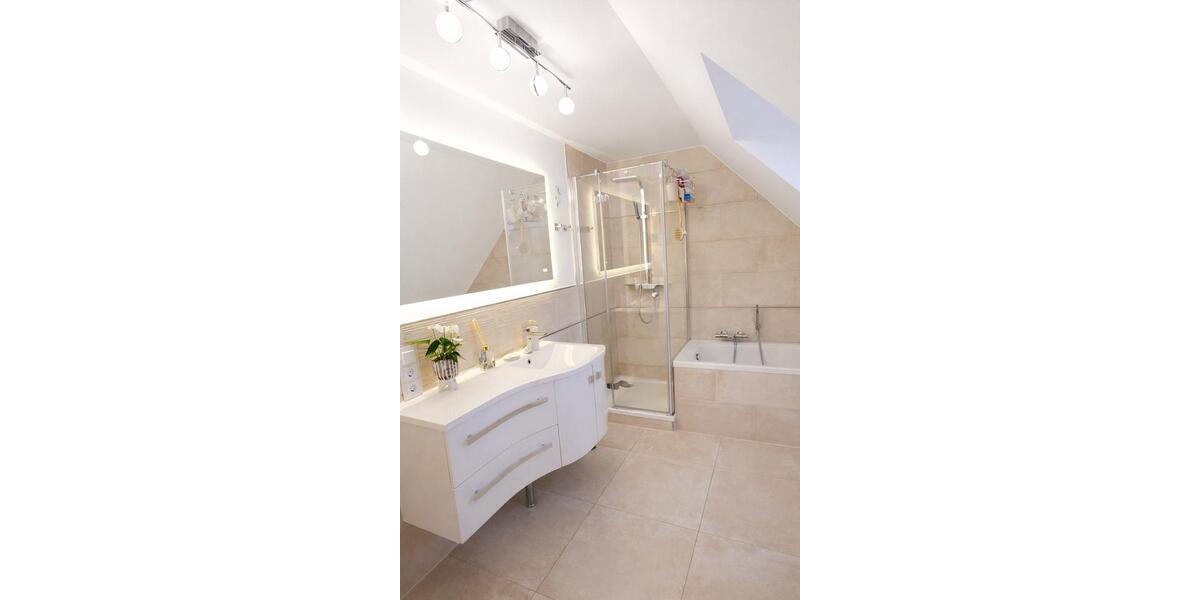 Natur, Ruhe & Stadtnähe: Doppelhaushälfte in Gröben 5 zimmer