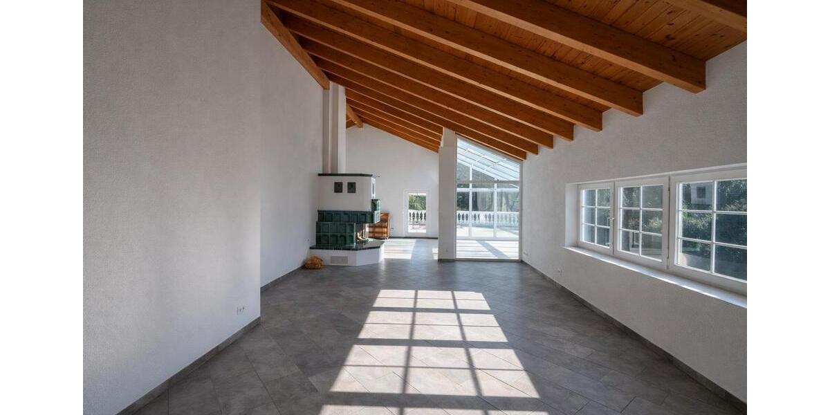 Etagenwohnung Großbeeren - 4 Zimmer, 155 m&sup2;, 2.190&euro; | Angebot:25980901