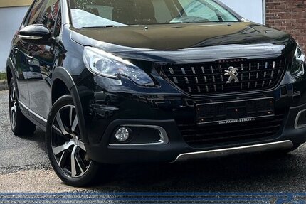 Peugeot 2008 1.2 PT 130 Allure*Pano*Navi*Leder*1-Hand* 79.035 km 12.990 &euro; Berlin 13187