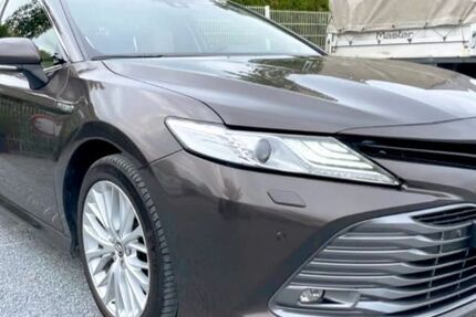 Toyota Camry 183.000 km 20.990 &euro; Potsdam 14480