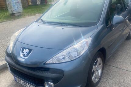 Peugeot 207 132.000 km 2.200 &euro; Berlin 13158