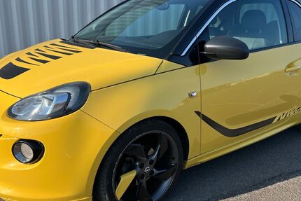 Opel Adam 69.000 km 5.990 &euro; Berlin 12057
