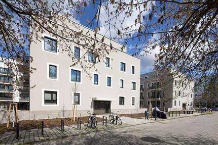Wohnung Berlin Hellersdorf - 4 Zimmer, 86 m&sup2;, 1.215&euro; | Angebot:26388746