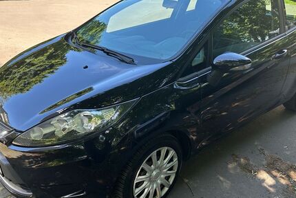 Ford Fiesta 131.000 km 3.600 &euro; Berlin 10555