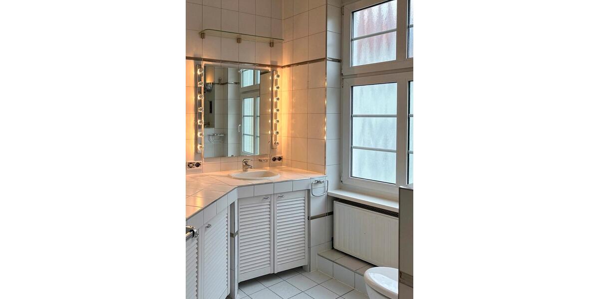 Etagenwohnung Berlin Steglitz-Zehlendorf - 5 Zimmer, 145 m&sup2;, 2.685&euro; | Angebot:27702990