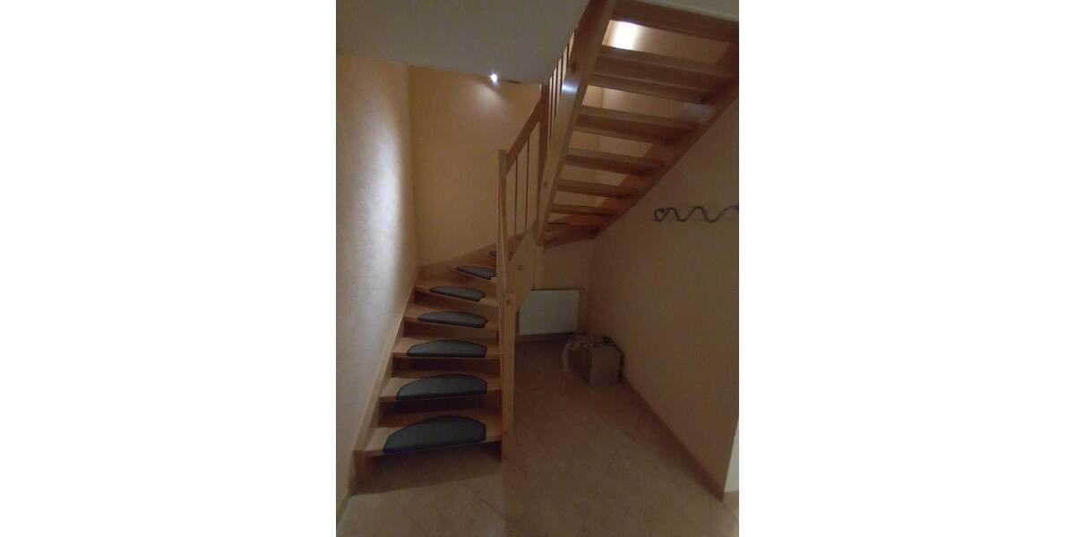 Etagenwohnung Potsdam Drewitz - 3 Zimmer, 112 m&sup2;, 2.050&euro; | Angebot:25300861