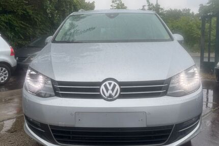 VW Sharan 161.237 km 12.500 &euro; berlin 10829